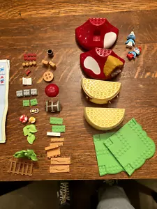 MEGA BLOKS PAPA SMURFS HOUSE 10709 RETIRED (COMPLETE MINUS ONE BARREL) NO BOX - Picture 1 of 5