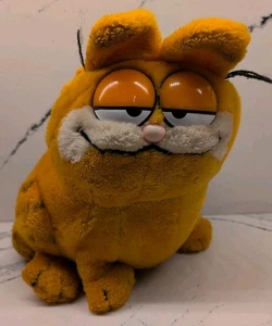 Vintage 1981 Dakin Garfield 9 Zoll sitzende Katze Stofftier Plüschtier - Bild 1 von 8