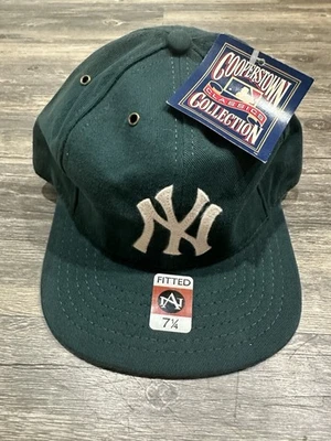 Vintage Forest Green MLB New York Yankees Baseball Cap Hat Fitted Size 7 1/4 - Image 1 of 4