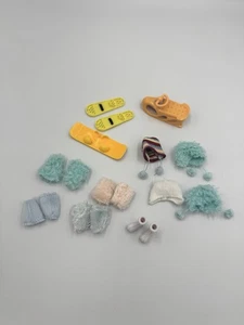 VTG 200’s Lil Bratz Sno Fun Wintertime Wonderland Accessories Lot - Picture 1 of 6