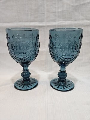 2 件套 Dark Teal 无标记国王皇冠 Stemmed 高脚杯 带 Fleur De Lise 6.75 — 第 1/4 张图片