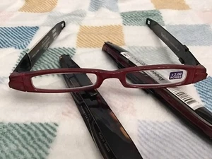 Rugged Readers Computer Folding Glasses Twist Open Lock Close 200 Power Set of 3 - Picture 1 of 7