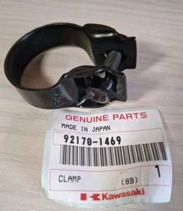 E5. Abrazadera de escape Kawasaki GPZ 500 42mm 92170-1469 92173-0067 - Imagen 1 de 6
