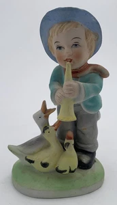 Vintage Norleans Figurine Boy Holding Horn And 3 Ducks - Picture 1 of 9