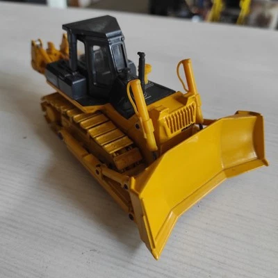 Modellino Joal D155ax Komatsu 1:50 Ferro Pesante - Immagine 1 di 4