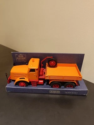 Kaelble KDV 22Z8T - NZG 452 - Photo 1/2