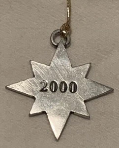 Vintage Pewter Star Christmas Tree Ornament Commemorating The Year 2000 - Bild 1 von 4