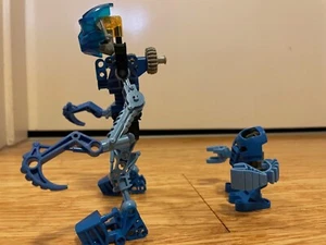 LEGO BIONICLE: Gali (8533) + Manual - Picture 1 of 7
