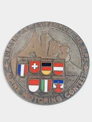 Medalla de bronce del concurso de automovilismo alpino de colección Foto 1 de 4