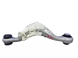 2017 2018 2019 2020 BMW 540I OEM RWD 3.0L REAR RIGHT UPPER CONTROL ARM - Picture 1 of 15