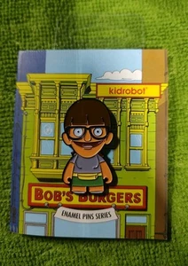 Kidrobot Bob’s Burgers Emaille Pin Serie - Gayle 1/20 - Bild 1 von 5