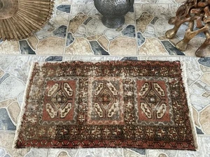 Pre 1970’s ANTIQUE ANATOLIAN FARMHOUSE RUG - GEOMETRIC TRIBAL TURKISH VINTAGE - Picture 1 of 6