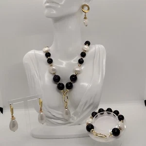 Amethyst And White Shell Pearl jewelry Set - Picture 1 of 12