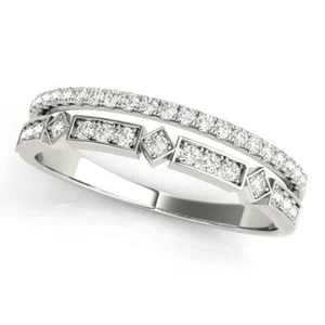 Anillo apilable de oro de 14kt con diamantes - Imagen 1 de 7