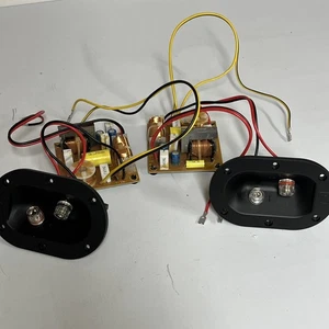 Q Acoustics 3020 Speaker Crossovers And Connectors (Pair) - Picture 1 of 2