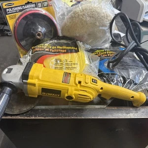 DeWalt DWP849 120V 12 Amp Corded 7"-9" Variable Speed Polisher W/ Lots of Extras - Bild 1 von 14