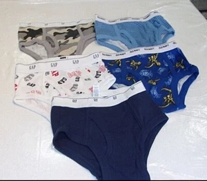 NEW 5 PAIR Boys Size Small (6) * GAP & OLD NAVY * Brief Underwear - Picture 1 of 5