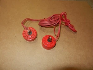2 A C Gilbert Erector "MJ" Electromagnets, Red, Original - Picture 1 of 4