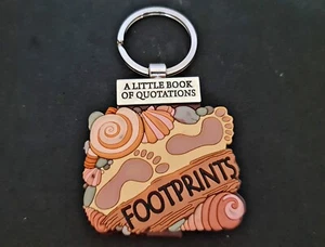LLAVERO BOLSO DE RECUERDO HUELLAS AUTÉNTICAS DE COLECCIÓN UN PEQUEÑO LIBRO DE CITAS - Imagen 1 de 5