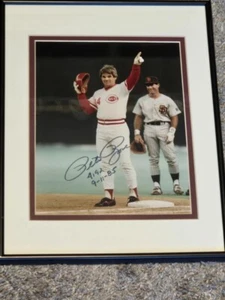 Pete Rose "4192" Dated Autgraphed Framed Photograph - Picture 1 of 4