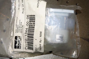 PARKER UHP PFA Druckluftmembran 1/4 Zoll 3 Wege Ventil PV-10-1344-00-06 NOS - Bild 1 von 3