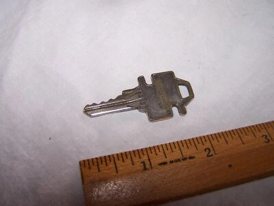 Vintage CRAFTSMAN Key  # EL 16 - ? Tool Chest Cabinet Box Case - Image 1 of 4