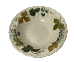 Vineyard by Metlox-Poppytrail -Vernon 6" Fruit/Dessert Bowl - Picture 1 of 2