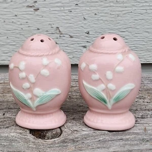 Vintage Occupied Japan Pink Lily of the Valley Shakers Salt Pepper Collectible - Picture 1 of 13
