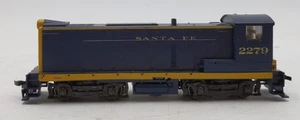 Athearn 3701 HO Santa Fe S12 Switcher Powered Diesel Locomotive #2279 EX - Picture 1 of 5