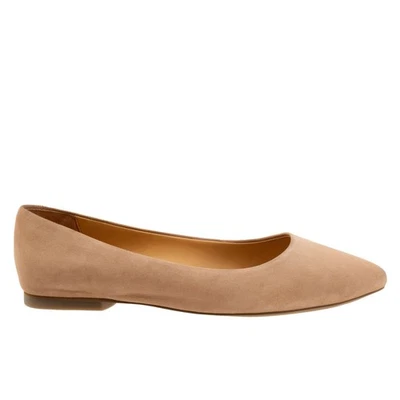 Женские коричневые очень широкие мокасины из нубука на плоской подошве Trotters Estee T1556-107 8 - Изображение 1 из 4