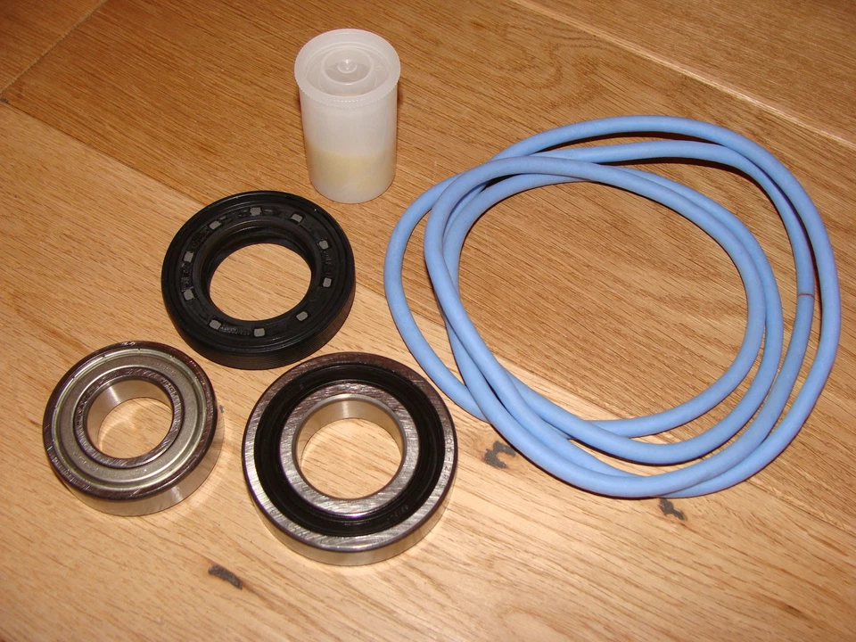 ZANUSSI / AEG / ELECTROLUX ZANUSSI WASHING MACHINE DRUM BEARING KIT & TUB SEAL 6205ZZ 6206ZZ 1249685007
