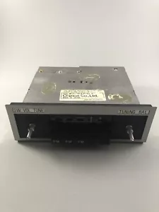 Radio de coche Clarion vintage sin probar El.2 - Imagen 1 de 14