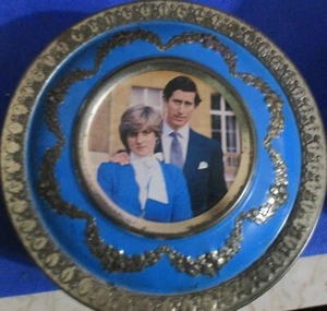 Lata conmemorativa de boda vintage del príncipe Carlos y la dama Diana 1981 - Imagen 1 de 3