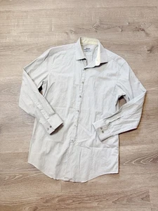 DKNY slim fit Button up shirt Size 15.5 / 32/33 Excellent condition - Picture 1 of 6