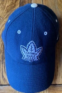 Toronto Maple Leafs Black Cap NHL Licensed - Picture 1 of 10