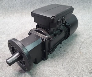 LENZE g500-H45 G50AH045MVCK2C00 CLP 460, M55BH063S045EF0CC SF 60Hz 1.15 - Picture 1 of 9