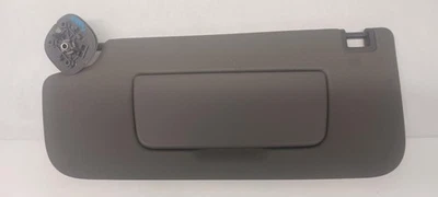 '19-'25 CHEVROLET SILVERADO 1500 left driver Sun visor OEM Grade A! — 第 1/4 张图片