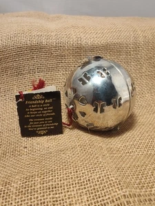 Plato de Plata Vintage Amistad Pomander Popurrí Bola Adornos Bisagras con Etiquetas - Imagen 1 de 9