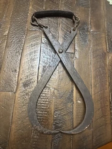 Vintage Primitive Rustic Ice Block Log Tongs 12” Antique - Picture 1 of 5