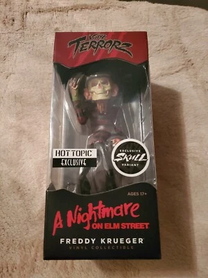 FREDDY KRUEGER 7” CRYPTOZOIC VINYL TERRORZ SKULL VARIANT HOT TOPIC EXCLUSIVE  - Image 1 of 4