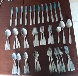 63 Pc Set PAUL REVERE Oneida Community Stainless-Dinner Forks Teaspoons Knives - Picture 1 of 5