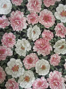 8 YDS LARGE PINK & WHITE FLOWERS ON BLACK 100% COTTON BY CRANSTON VIP FABRICS OO - Picture 1 of 6