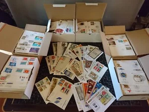 Belegefundgrube UNO FDCs, 2400 Ersttagsbriefe (#88167) - Picture 1 of 6