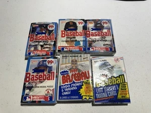 1988 Donruss Baseball - 4 ungeöffnete Cello Packs + 1988 Fleer + 1989 Fleer - Bild 1 von 2