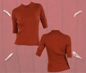 Camiseta Suéter Maison Martin Margiela ”MM4” Rojo Punto Acanalado Manga Corta - Imagen 1 de 9