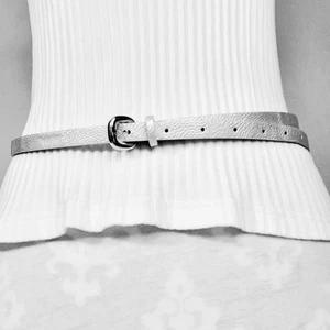 Metallic Silber schmaler Gürtel große Taille Kunstleder  - Bild 1 von 11