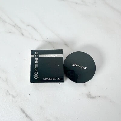 Helecho sombra de ojos Glo Minerals 0,05 oz 1,4 g verde único nuevo en caja descontinuado Foto 1 de 2