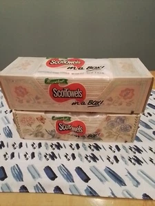 Vintage 1987 Discont Set Of 2 ScotTowels in A Box Floral Motif TV Movie Film NOS - Picture 1 of 9