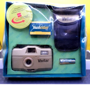 Vintage Vivitar Focus Free 35mm Film Point and Shoot Camera Set w/Film/Case NOB - Picture 1 of 1