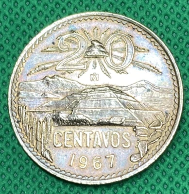 Mexico 20 Centavos 1967, Coin, Teotihuacan/ Bird coat of arms - Image 1 of 2